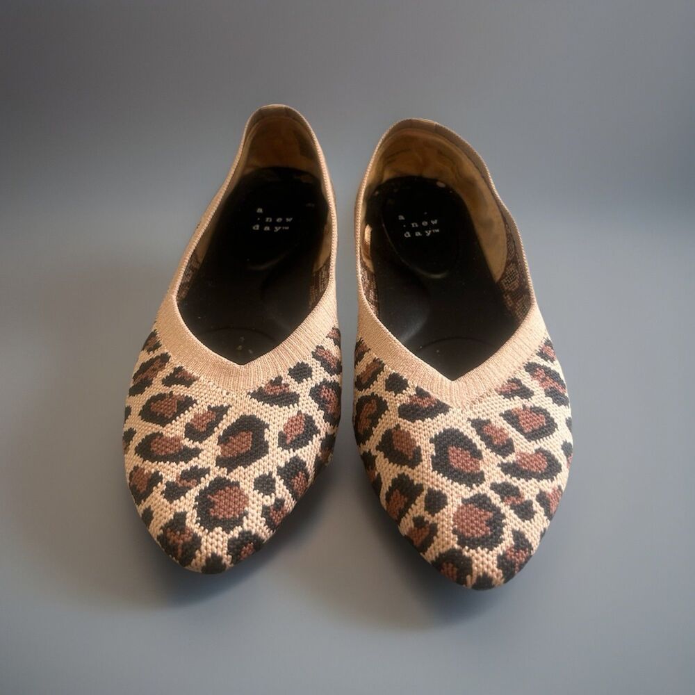 A New Day Leopard Print Knit Flats Women’s Size 6.5 Slip On Comfort Shoes